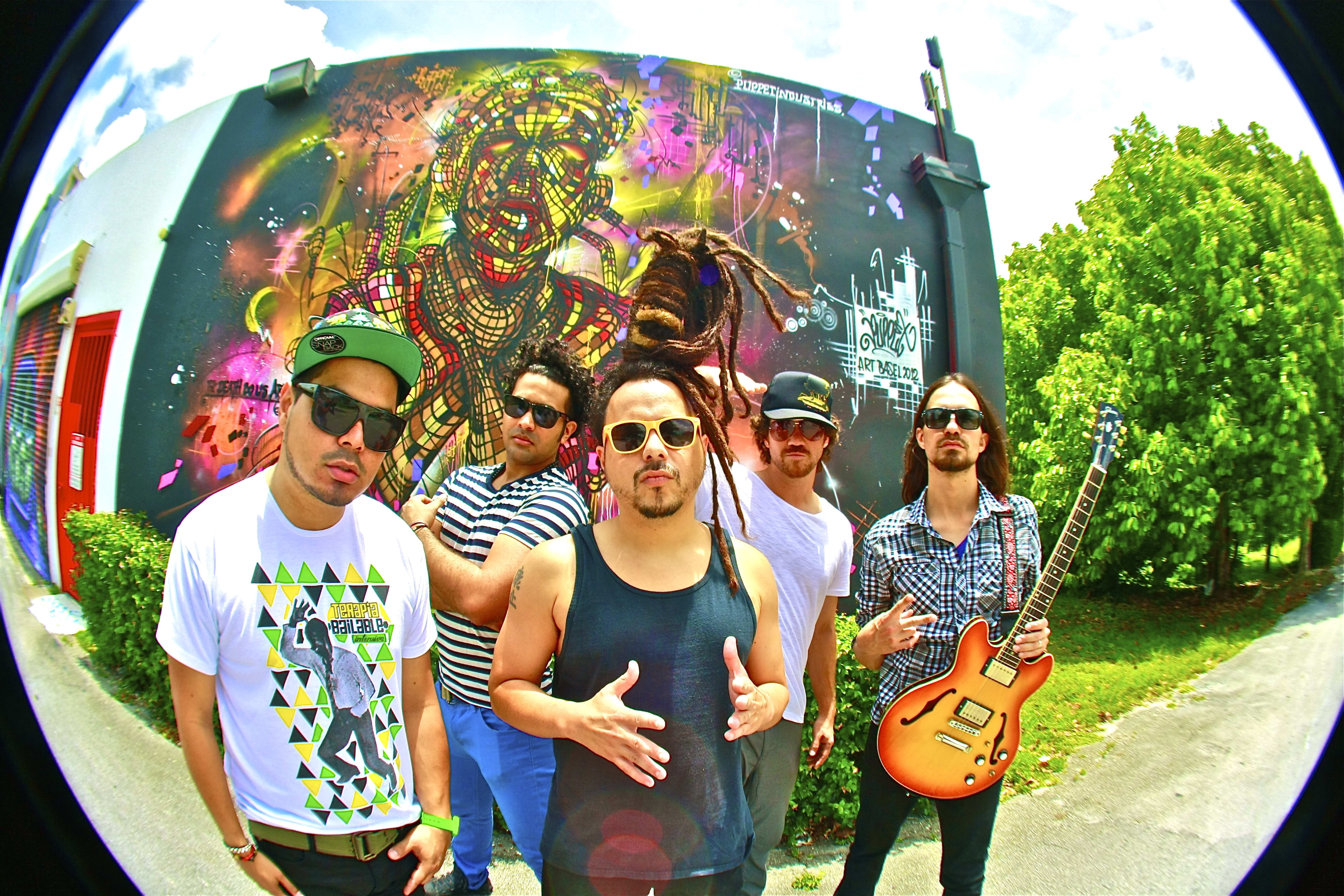 Zeyzey Presents: Locos Por Juana + 'mirage' By Laguna