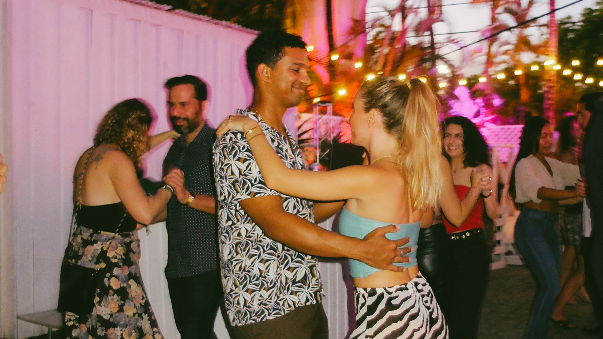 Salsa Z Ft. Elisa Baena
