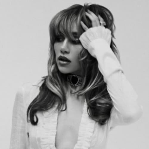 Suki Waterhouse