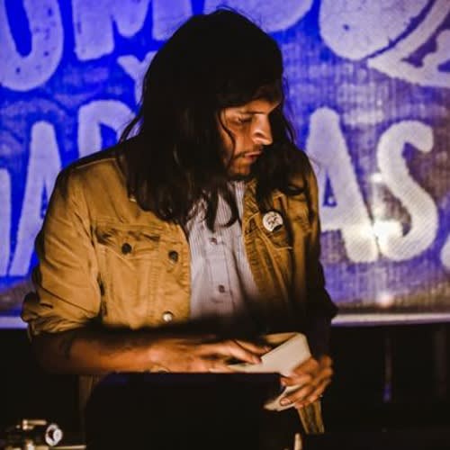 Carlos René