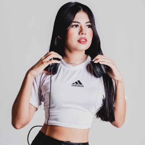CARLY MORAIS