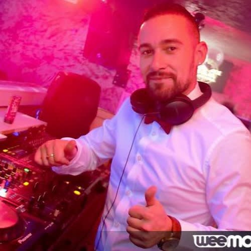 Dj Dgraph'