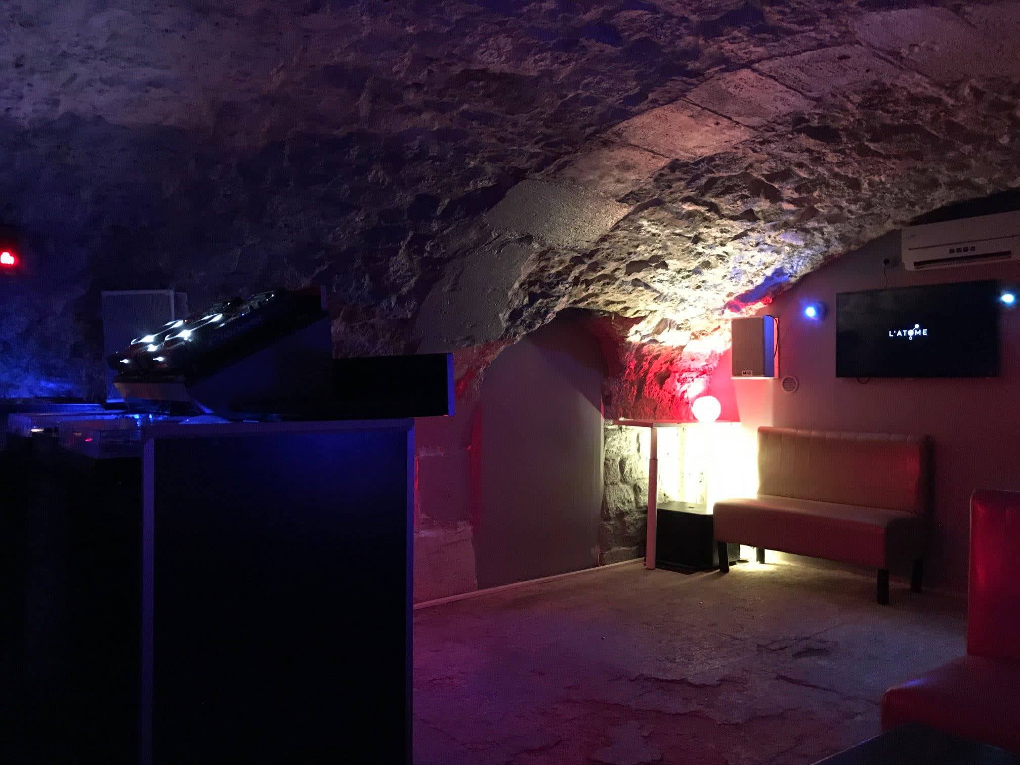 Tuesday Night Techno W/ Cre, Neyluj + Open Platines
