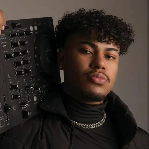 Dj Akhenaton