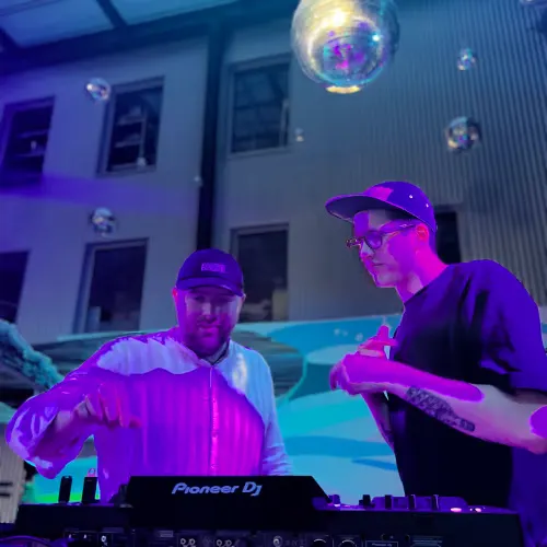 Copains Comme DJ
