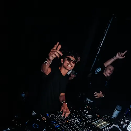 DJ BOY