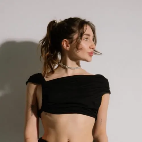 OLI LIU