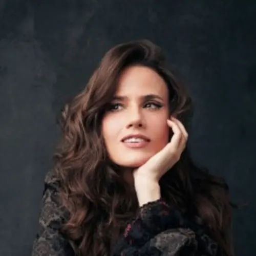 Ana Cañas