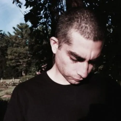 Luis León