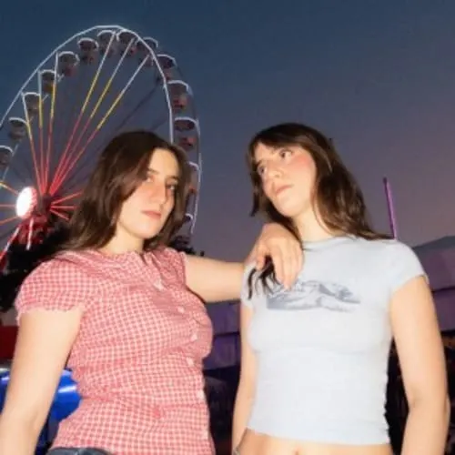 Emmie & Lisa