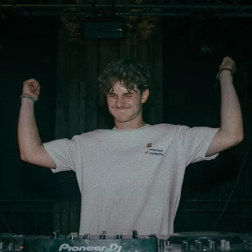 Lamour DJ