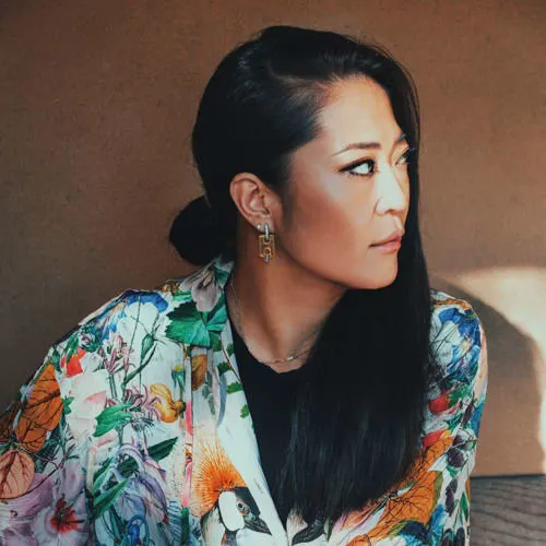 VIVIAN WANG