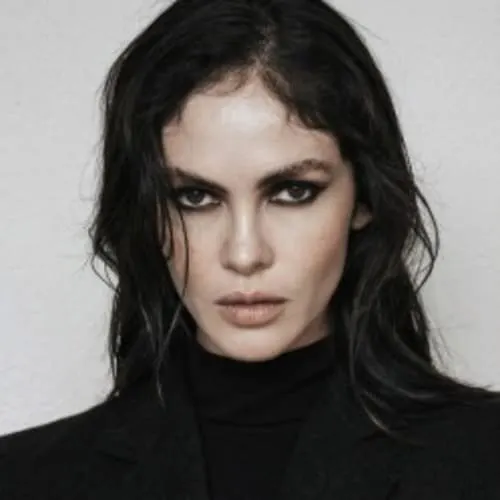 Lara Klart