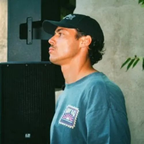VAYS