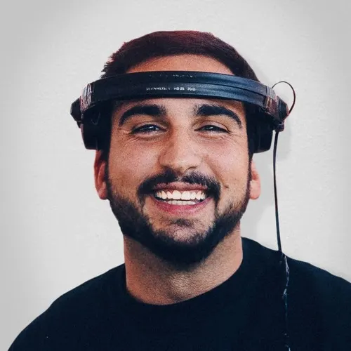 JOHNNY SEQUEIRA
