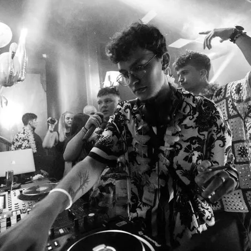 DJLORUZ