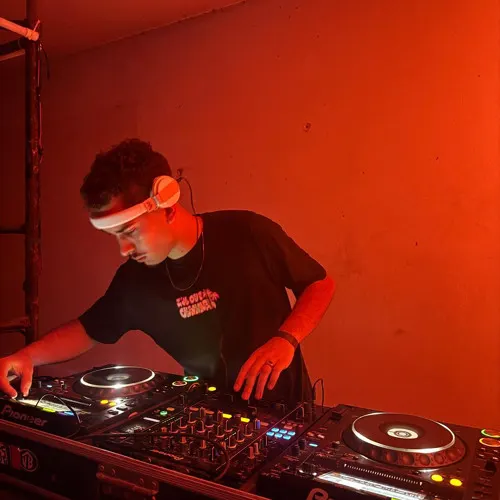 Dj Snooze