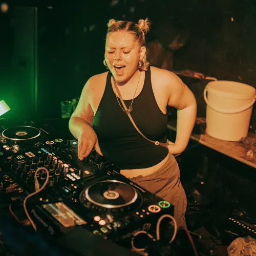 DJ EZA