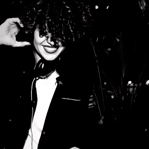 Lia Nova Dj
