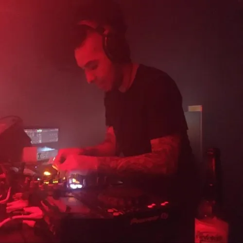 Nous - Play Label