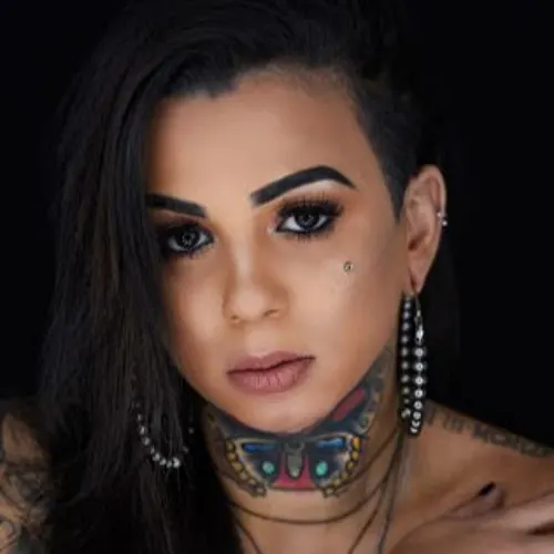 Pam Belli