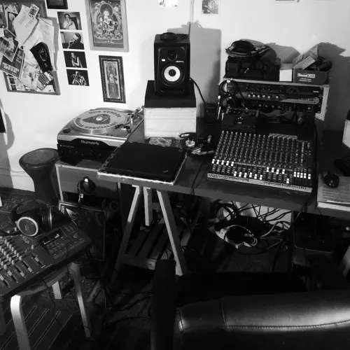 The Co-operators/Waggle Dance Records