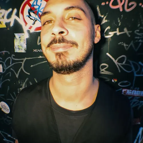 Tom Active