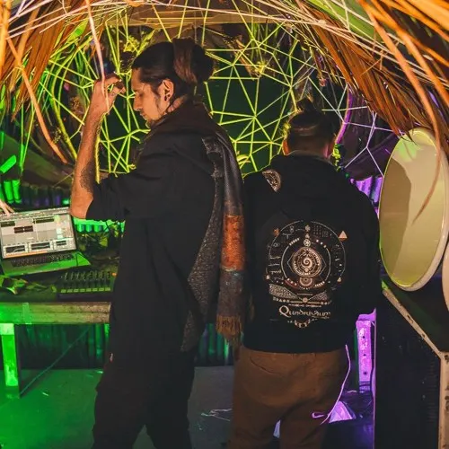 Dyarunaya (Dhatri & Krapul)