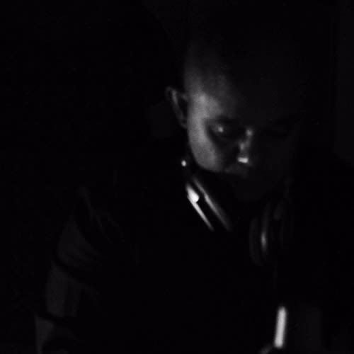 DJ MOOSTIK