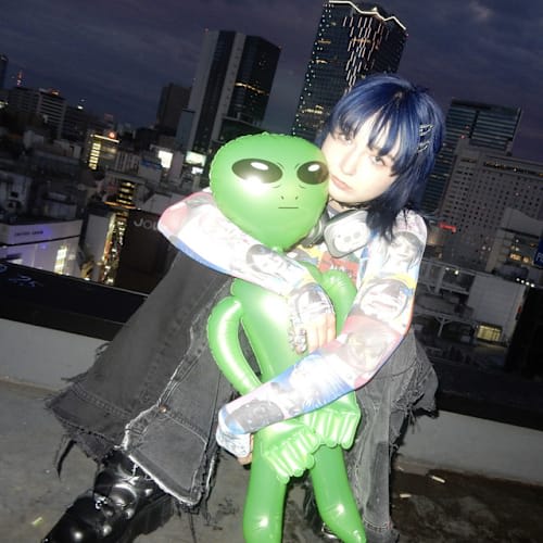 2 aliens