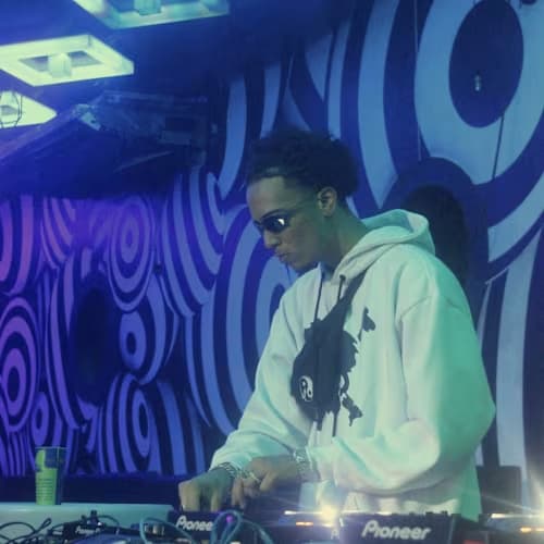 DJ JEJEDAZS