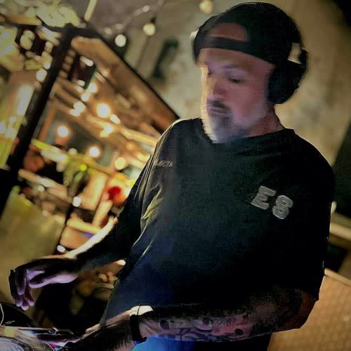 DeeJayTripleX