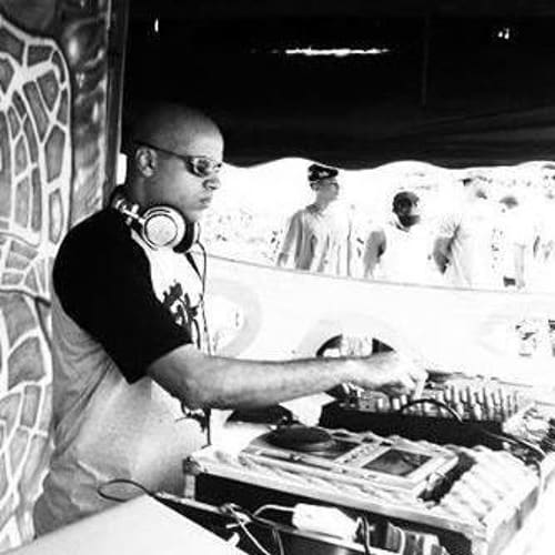--==DJ EMANTRA==--
