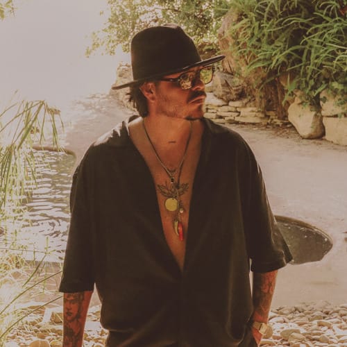MAGO