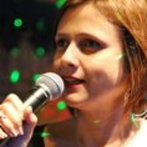 karla sangaleti