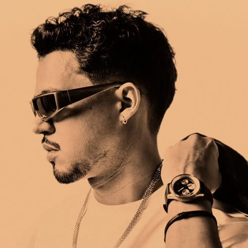 Enrique B