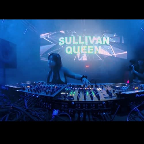 SULLIVAN QUEEN 👑💋