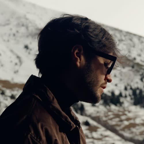 Thom Dear