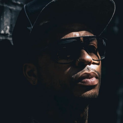 Dom James (UK)